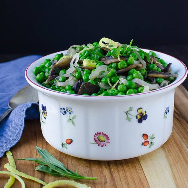 Side view of Peas With Shallots, Mushrooms And Tarragon