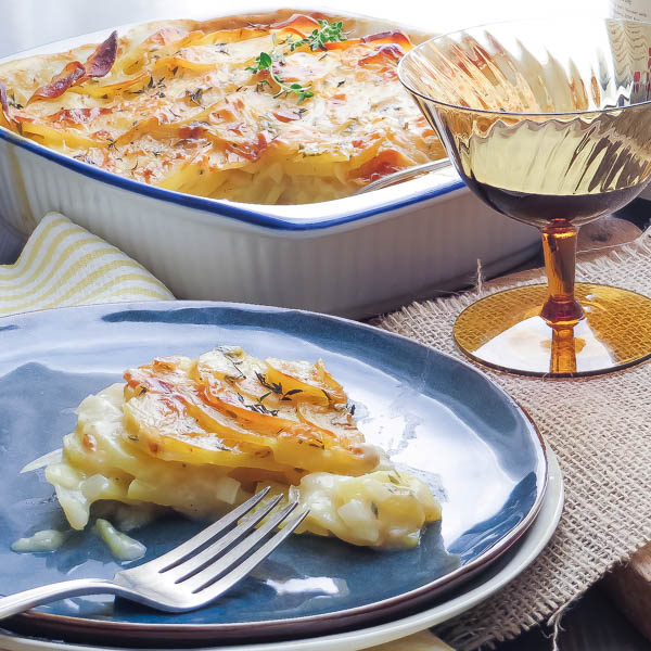 creamy-scalloped-potatoes-with-thyme
