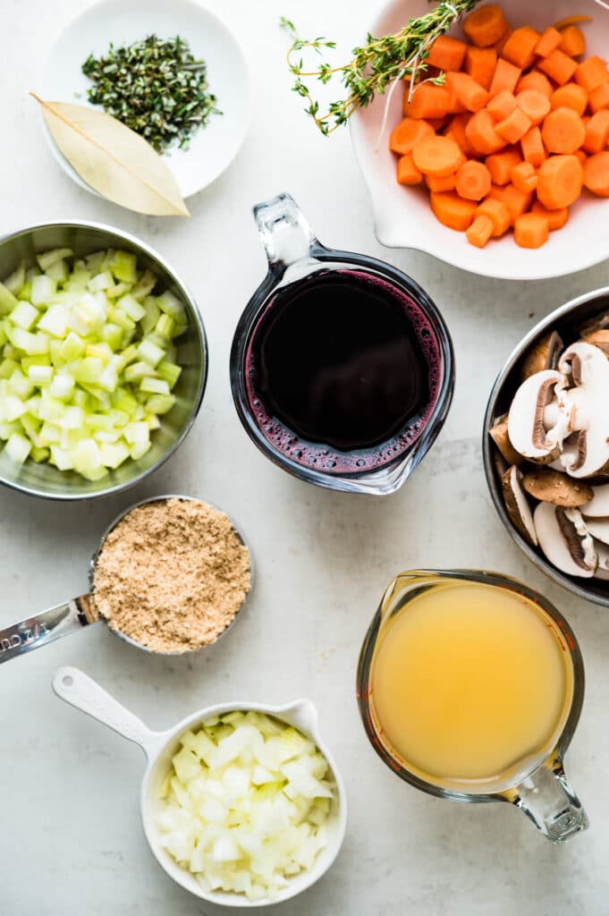 the ingredients for coq au vin with chicken thighs.