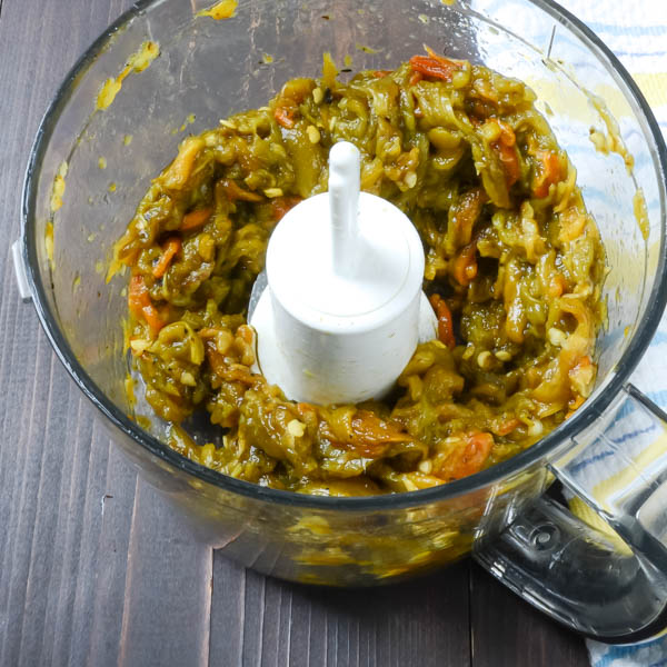 Use Fresh or canned hatch green chiles for this recipe.