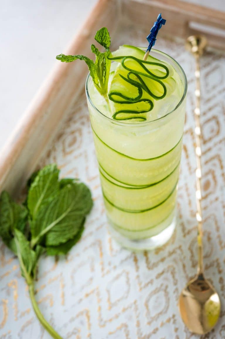Cucumber Pioneer (vodka and cucumber cocktail)