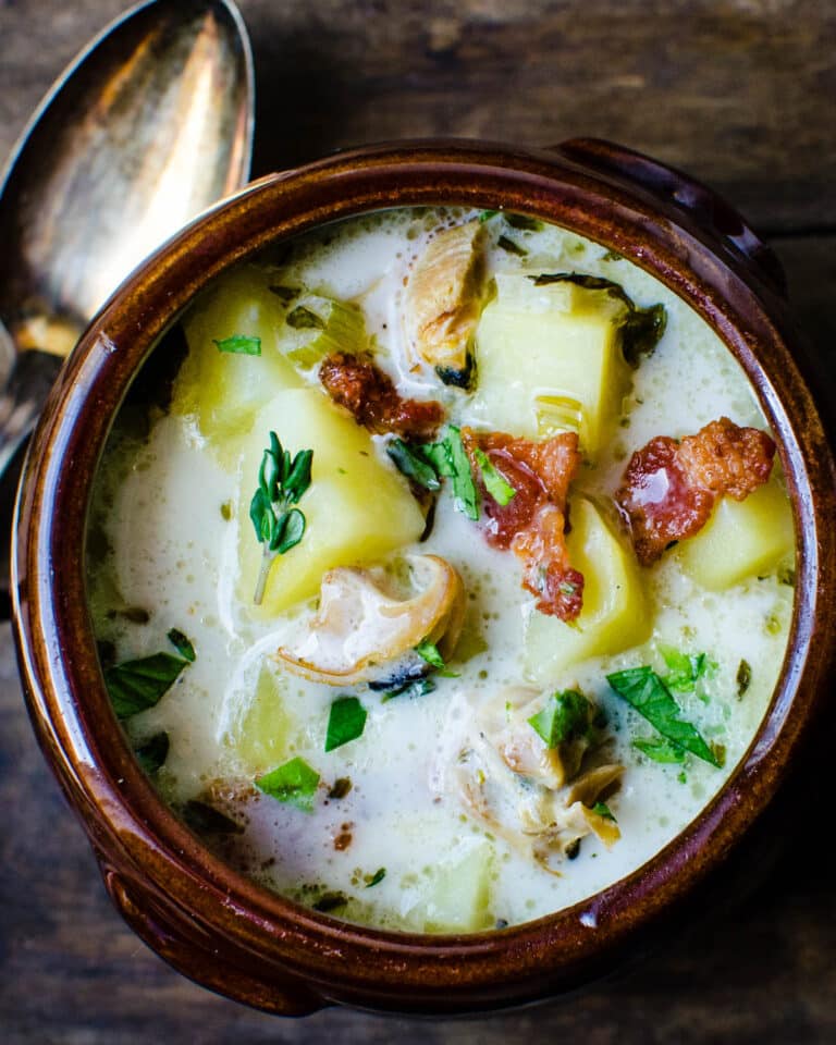 Authentic New England Clam Chowder