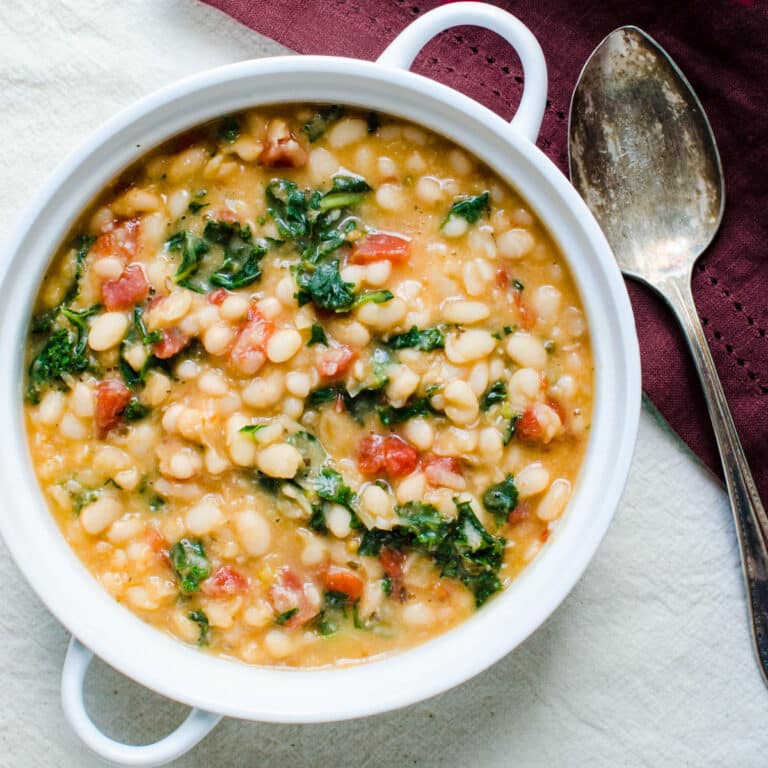white beans with tomatoes and kale.