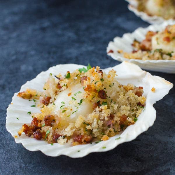 baked sea scallops with breadcrumb topping.