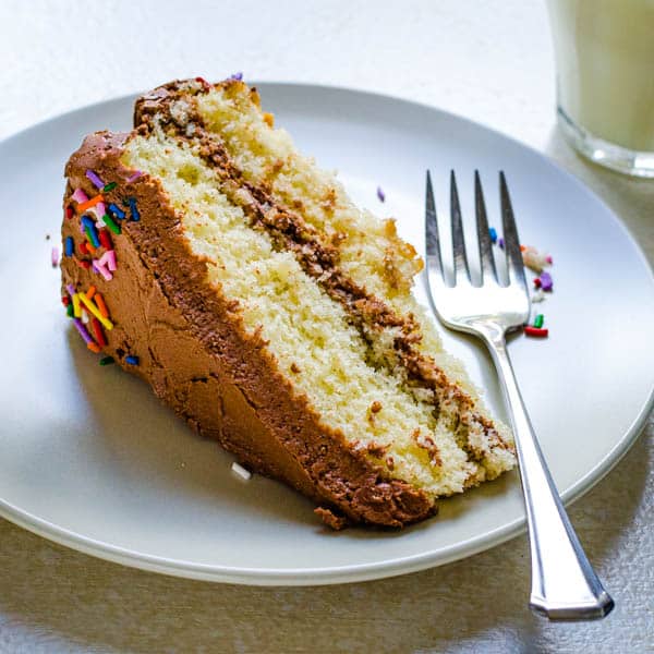 Myne’s Easy Yellow Cake Recipe