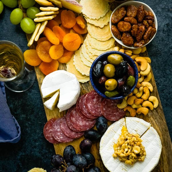 Best Cheese Board Ideas For No Cook Holiday Entertaining