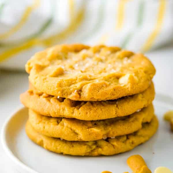 Peanut Butter Cookies with White Chocolate