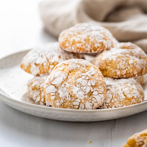 Chewy Ricciarelli – Italian Almond Cookies
