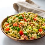 TUNA QUINOA SALAD IN A BOWL.