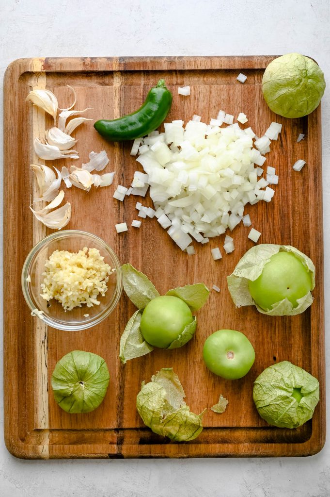 Ingredients for vegetarian chili.