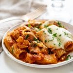 chicken rigatoni on a plate.