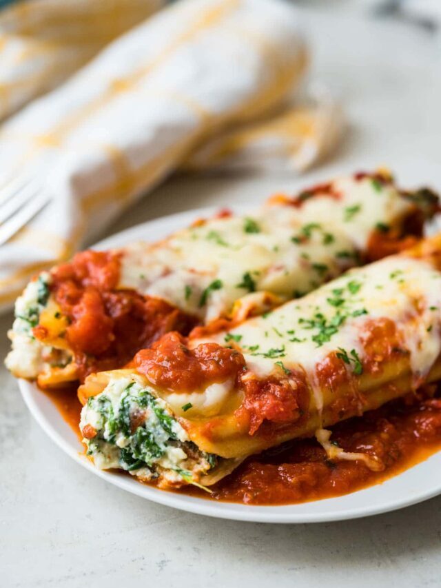 How To Make Baked Spinach Cheese Stuffed Manicotti