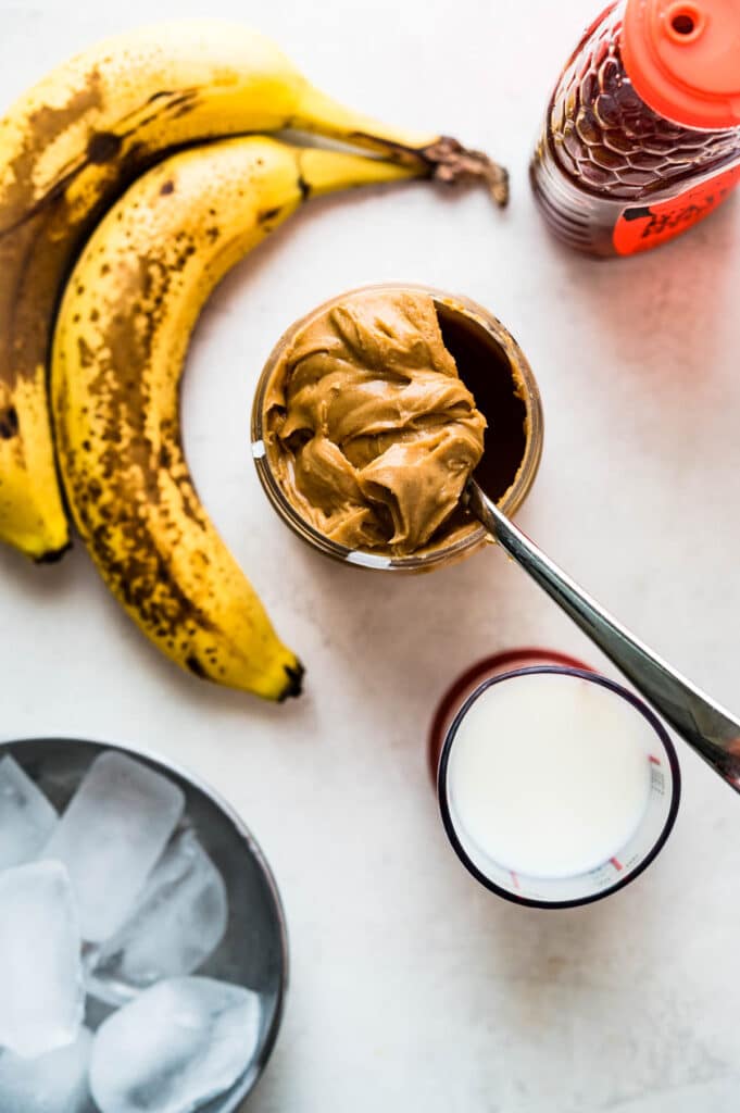 ingredients for peanut butter banana smoothie.
