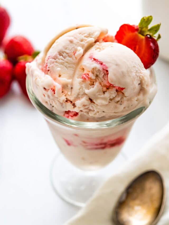 Incredible Strawberry Daiquiri Ice Cream