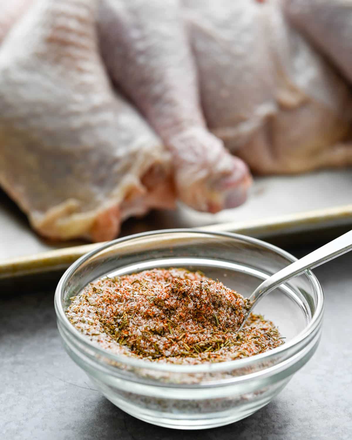 The dry rub for the turkey.