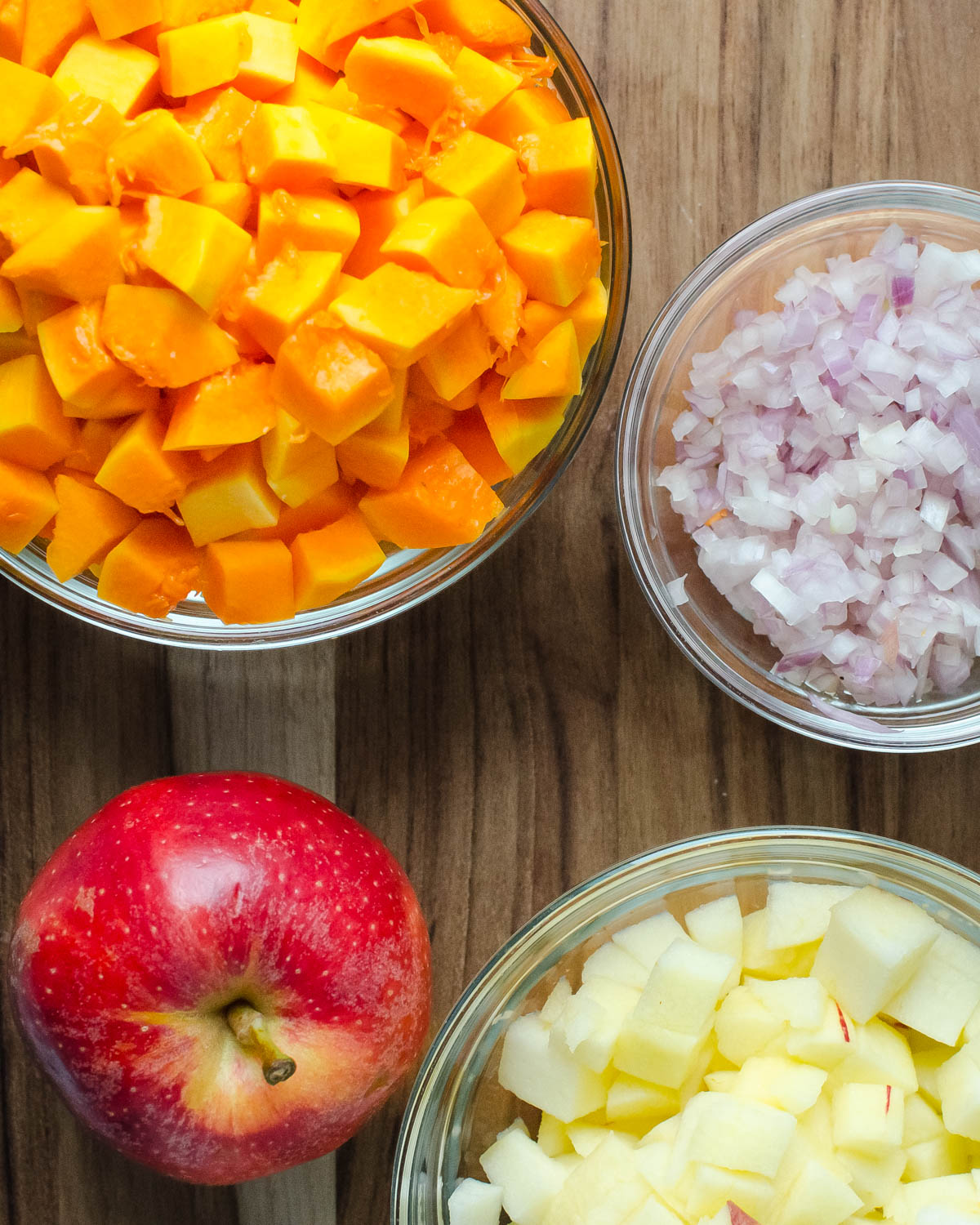 Diced shallots, apples and squash.